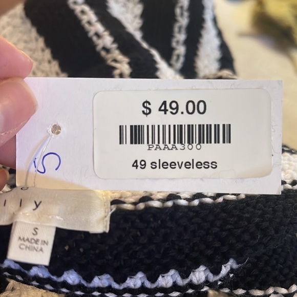 Knit tank top - Picture 2 of 2